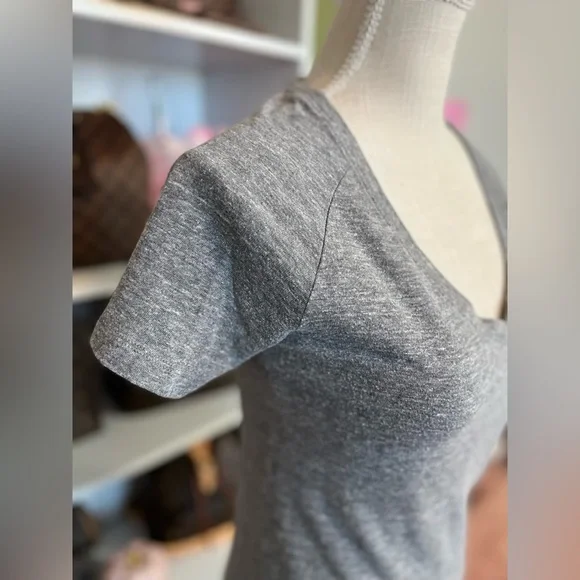 Top - Picture 4 of 6